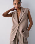 Vest with scarf