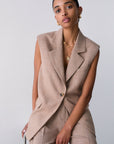 Vest with scarf