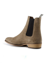 Load image into Gallery viewer, ELI SUEDE CHELSEA BOOT - SHOE THE BEAR

