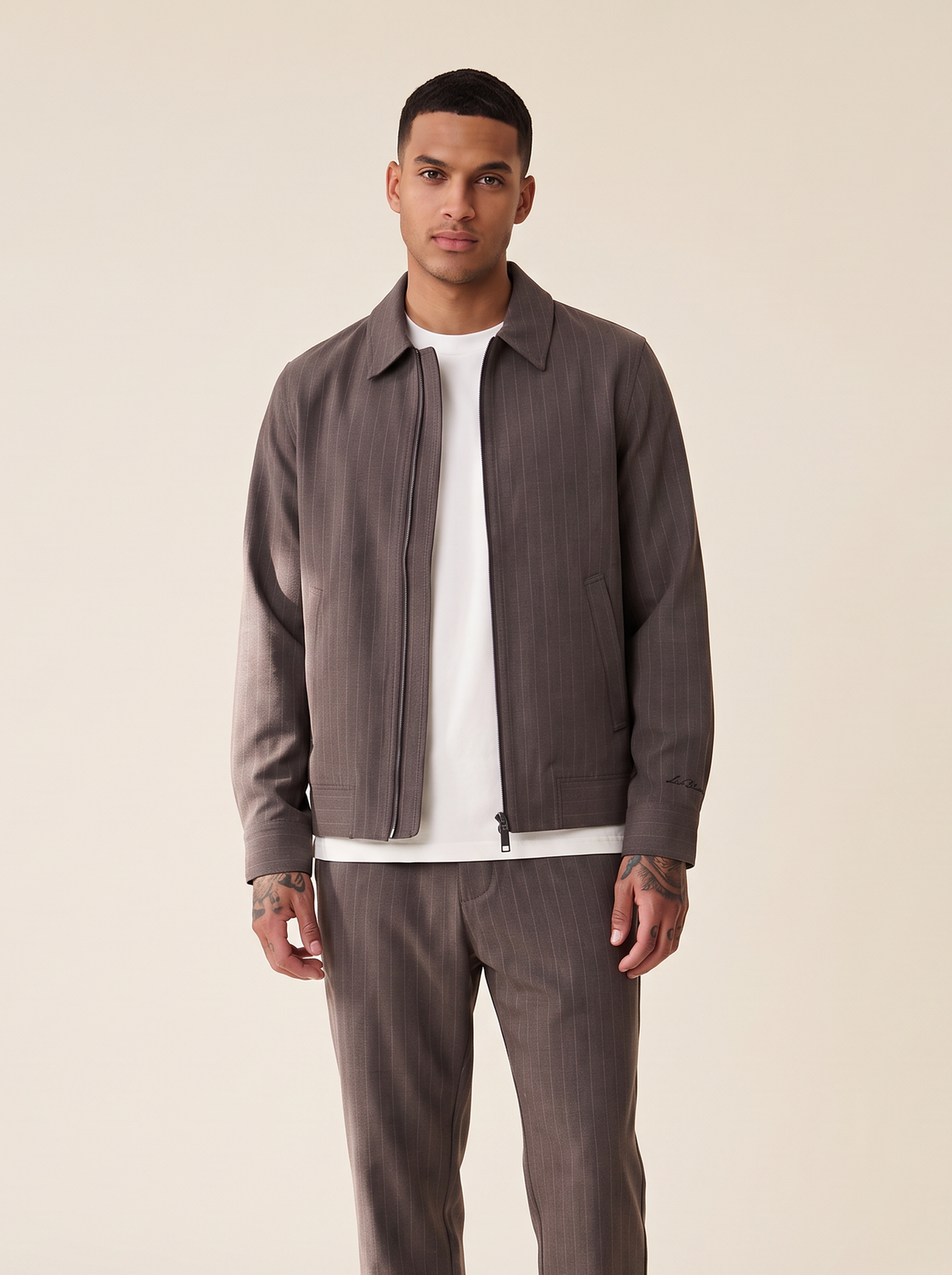 PINSTRIPE COACH JACKET - LES DEUX – SHOPPING BAG BROWN - Hero Front