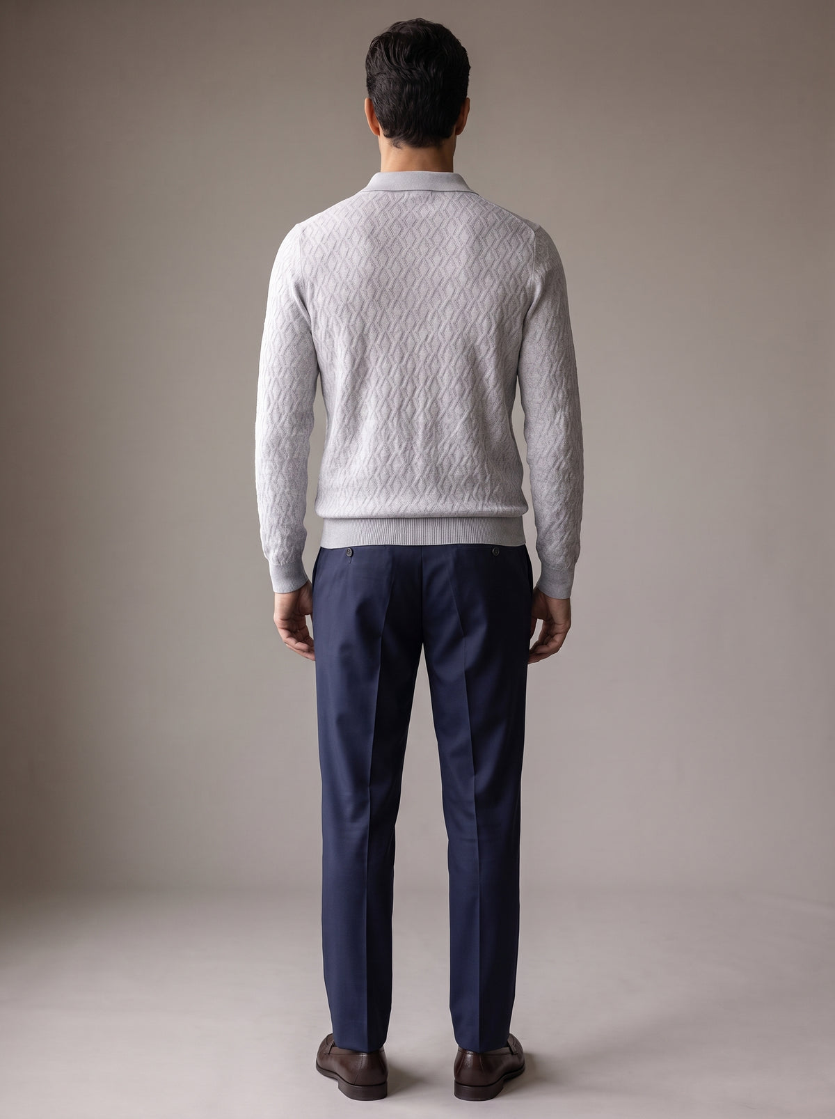 FERRANTE MERINO WOOL DIAMOND JACQUARD FOUR-BUTTON POLO – LIGHT GREY - Full Back Model
