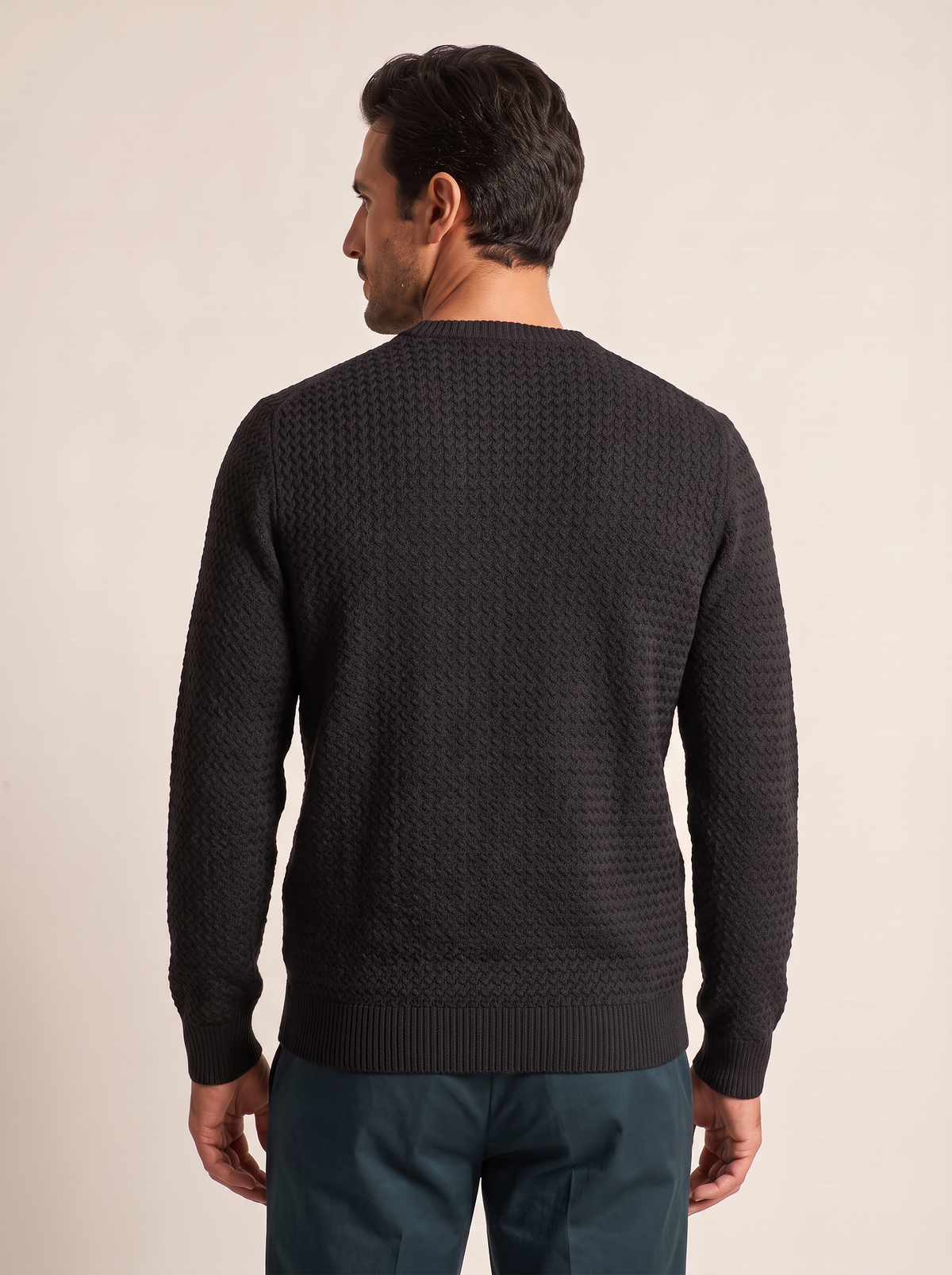 CHAINLINK CREWNECK – BLACK - Hero Back