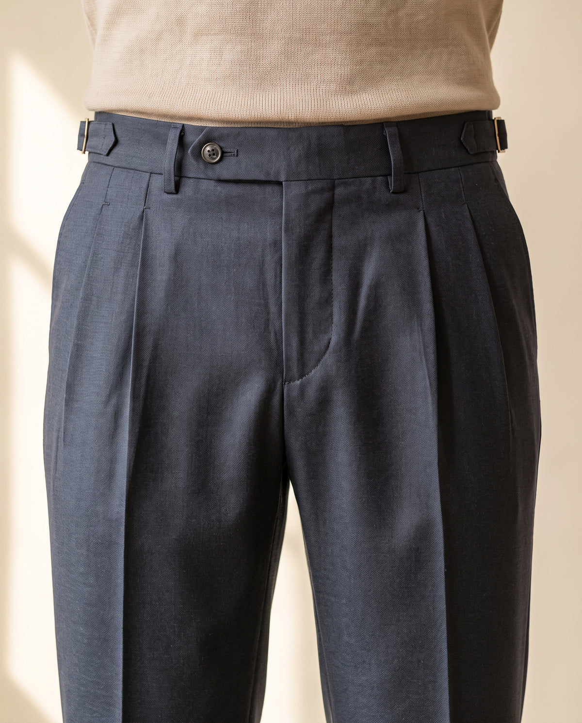 Briglia Quartieris Double-Pleat Side-Adjuster Trouser – NAVY - Waist/Pleat/Side-Adjuster Detail