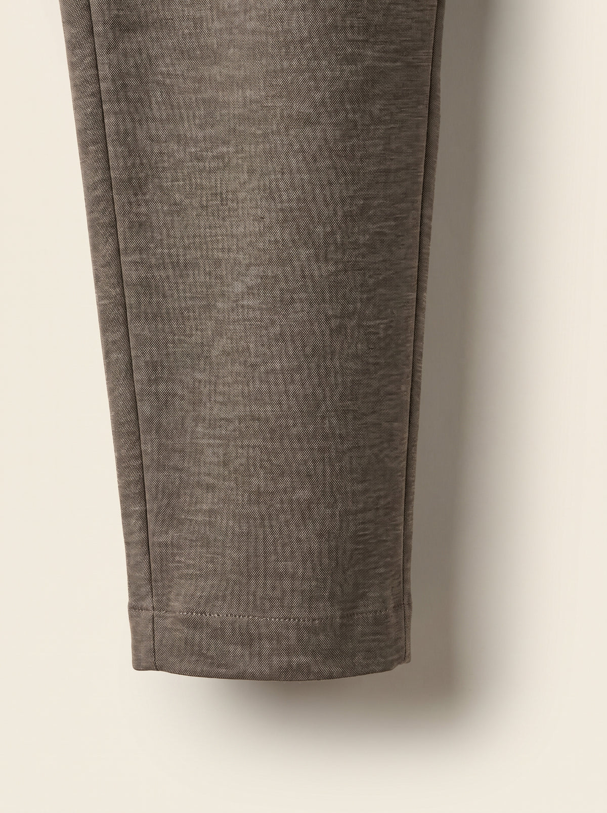 FRADI SLJ Jogger2 Trousers – BROWN - Fabric Hem Detail