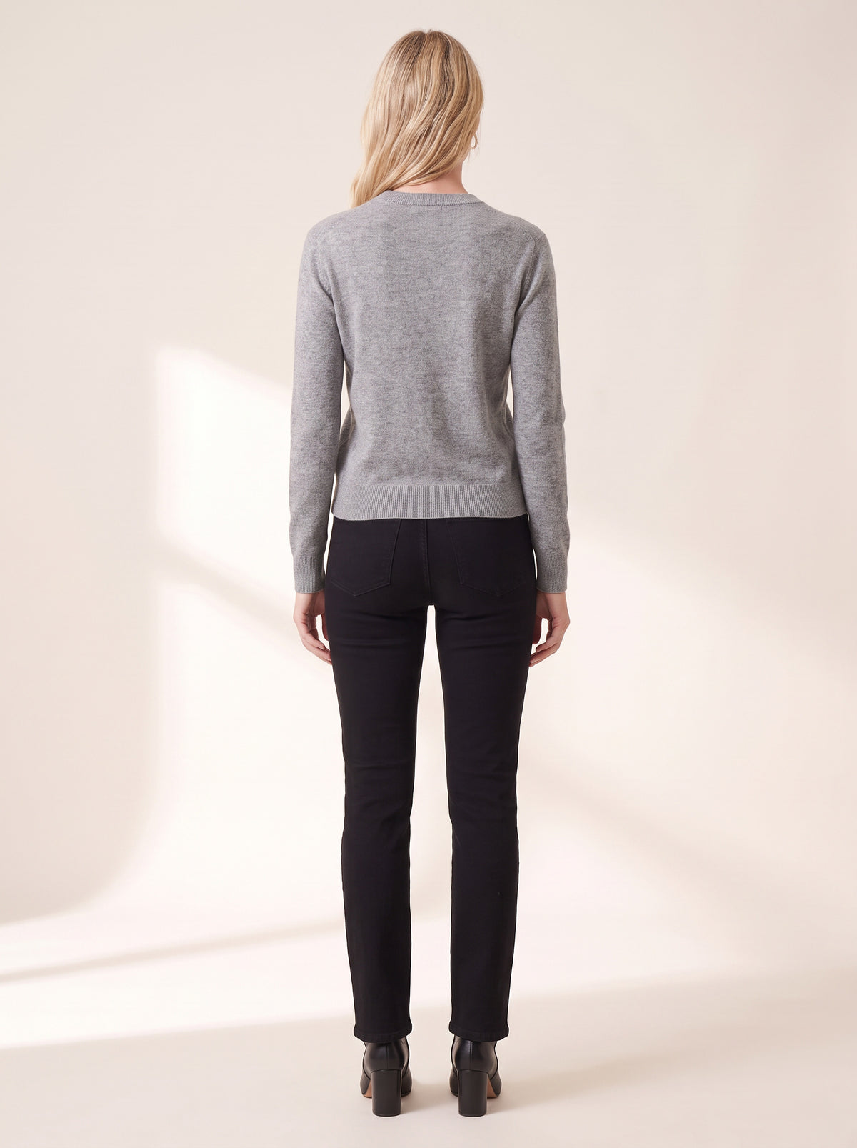 Frankie Pullover with Pearl Pin — Medium Heather Grey – MEDIUM HEATHER GREY - Full Back Model