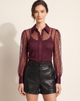 L’AGENCE Sophie Swiss Dot Blouse – DEEP SANGRIA SWISS DOT - Hero Front