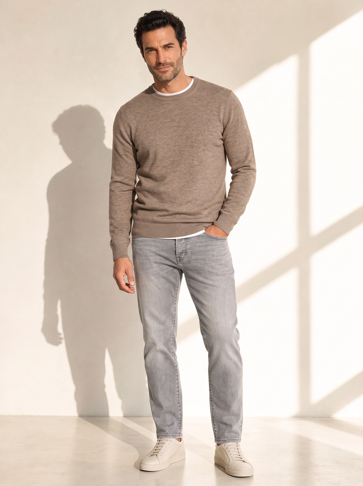 MERINO MOULINE WOOL CREWNECK – LIGHT CAMEL - Full Body Front