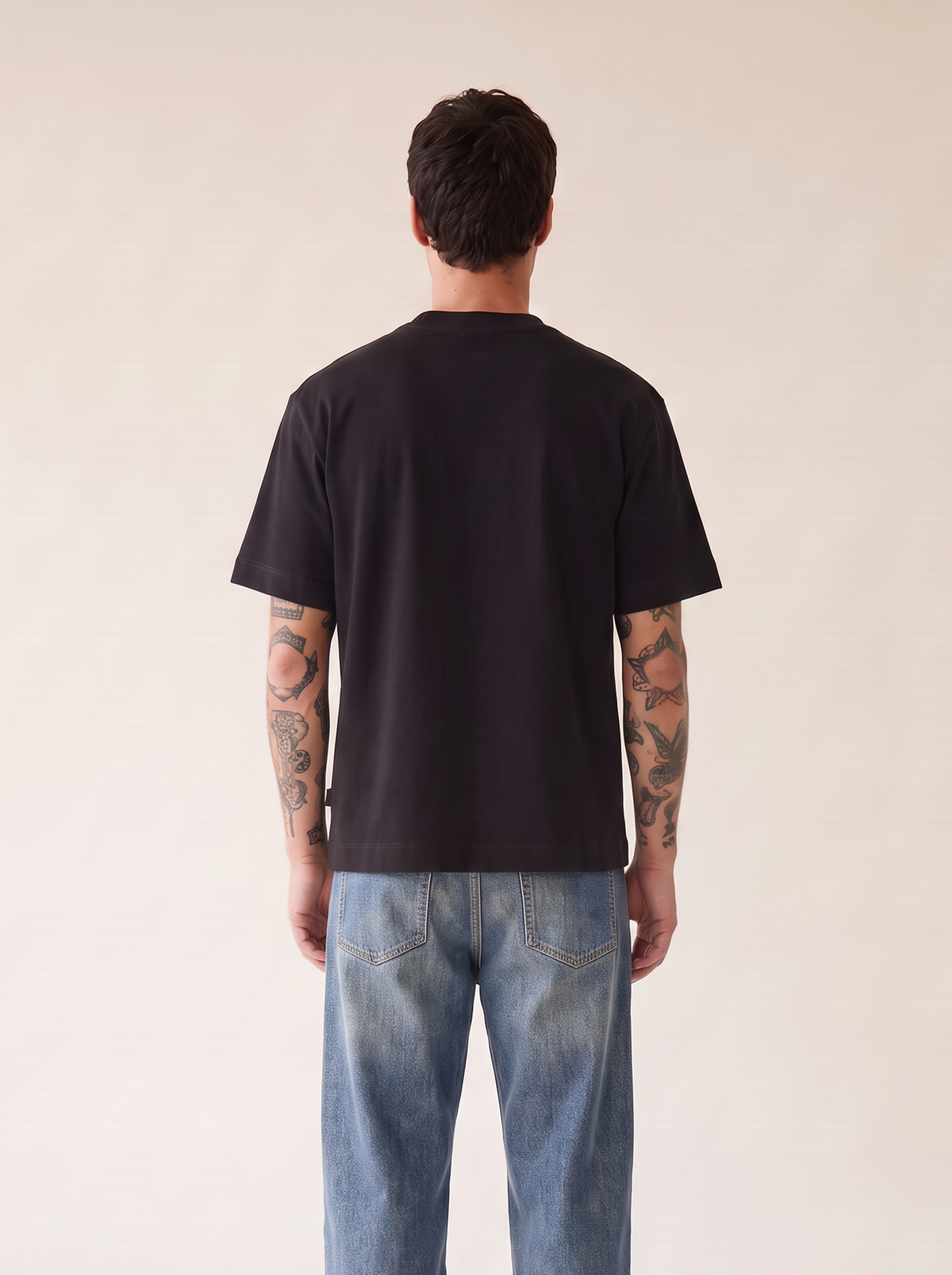 HEAVYWEIGHT T-SHIRT - LES DEUX – BLACK - Hero Back