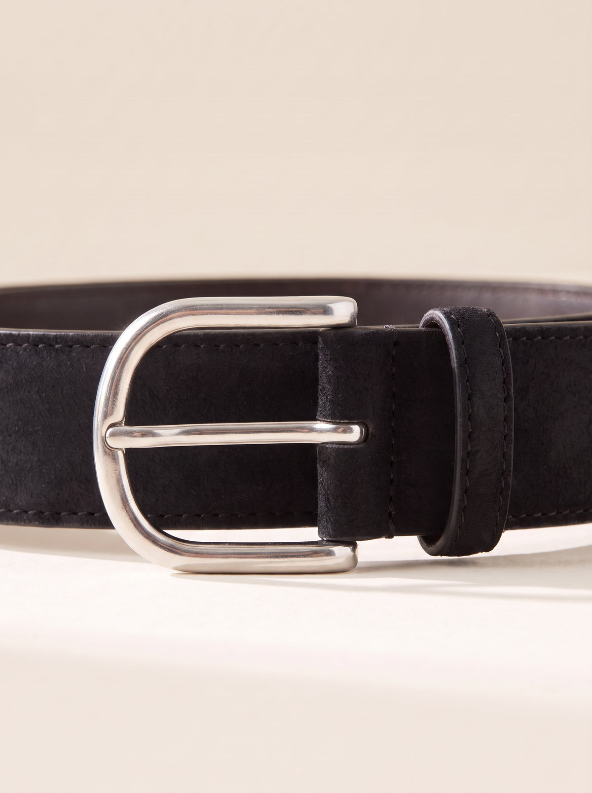 Paolo Vitale Calf Leather Belt — Black – BLACK - Buckle & Texture Detail