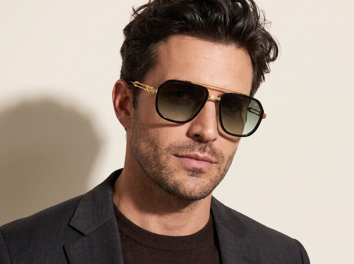 Vintage Frames Boss 2 Special Edition 24KT Gold – Army Green Gradient – BLACK / YELLOW GOLD / ARMY GREEN GRADIENT - Grafic model portrait