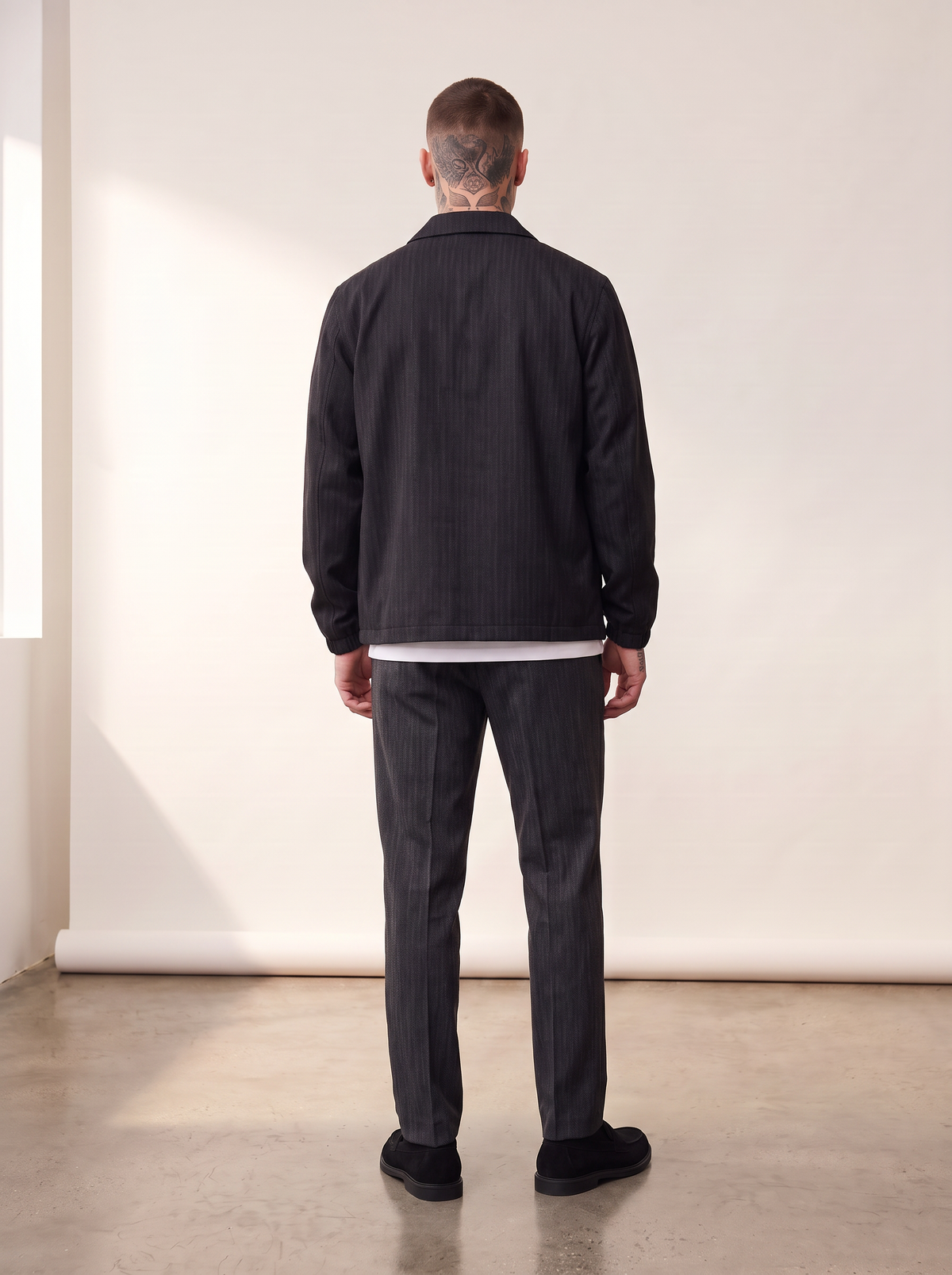 HERRINGBONE REG SUIT PANTS - LES DEUX – BLACK - Full Back Model