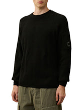 Load image into Gallery viewer, LAMBSWOOL CREWNECK - CP COMPANY
