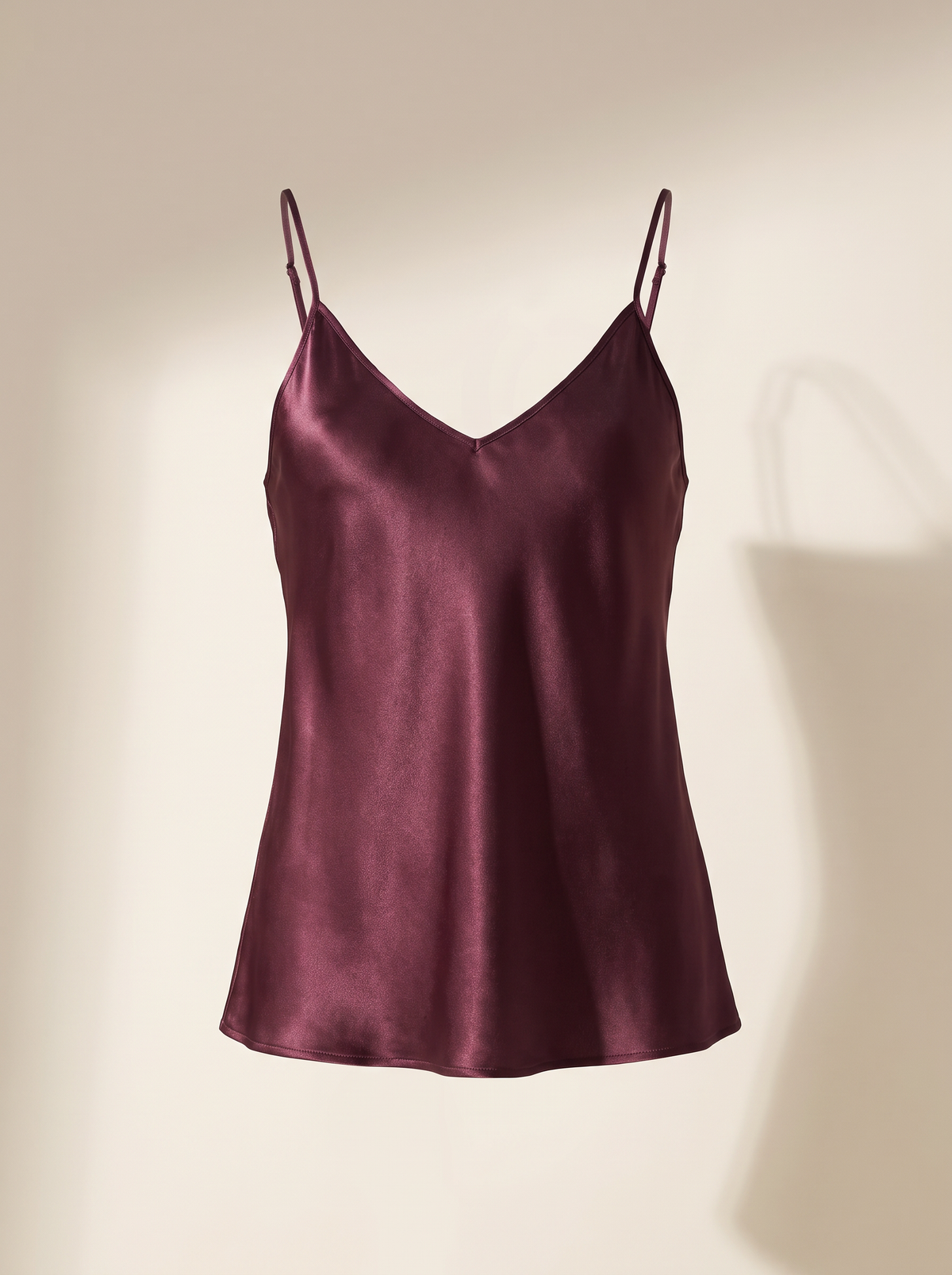 L’AGENCE Lexi Silk Camisole – DEEP SANGRIA - Ghost Mannequin Front