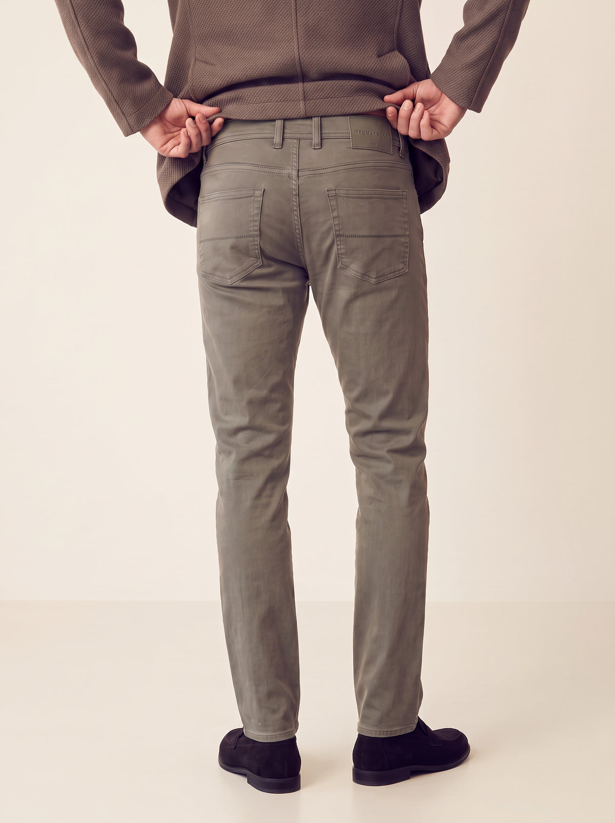 MICHELANGELO SOFT DYE 5 POCKET - ALOE – ALOE - Hero Back