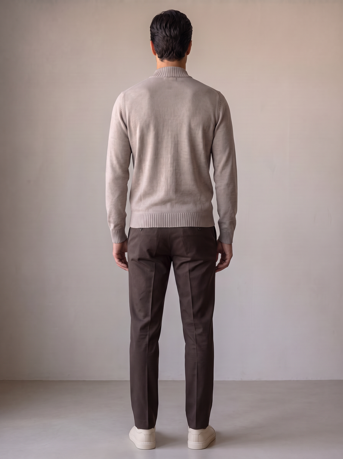 FERRANTE ESSENTIAL GARMENT-DYED MERINO MOCK NECK – LIGHT WARM TAUPE - Full Back Model