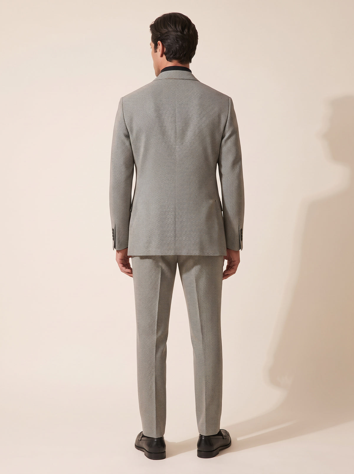 MICRO-DOT DOUBLE-BREASTED PEAK LAPEL SUIT - GABRIELE PASINI – BLACK / IVORY - Full Back Model