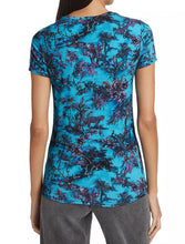 Load image into Gallery viewer, Ressi Crew Neck Jungle Top - L’AGENCE
