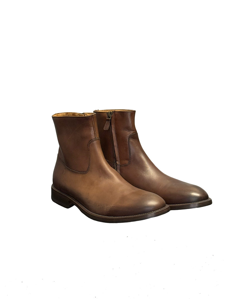 SIDE ZIP LEATHER BOOT - DEBONAIR