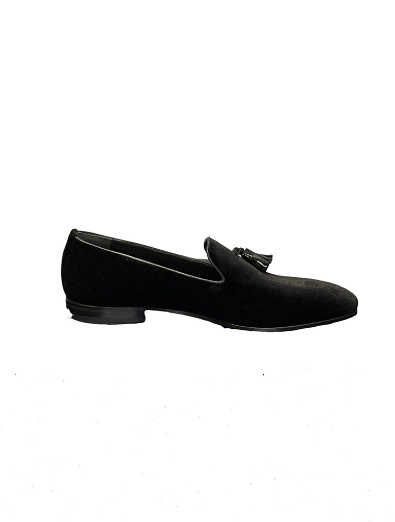 VELVET TASSEL LOAFER - DEBONAIR