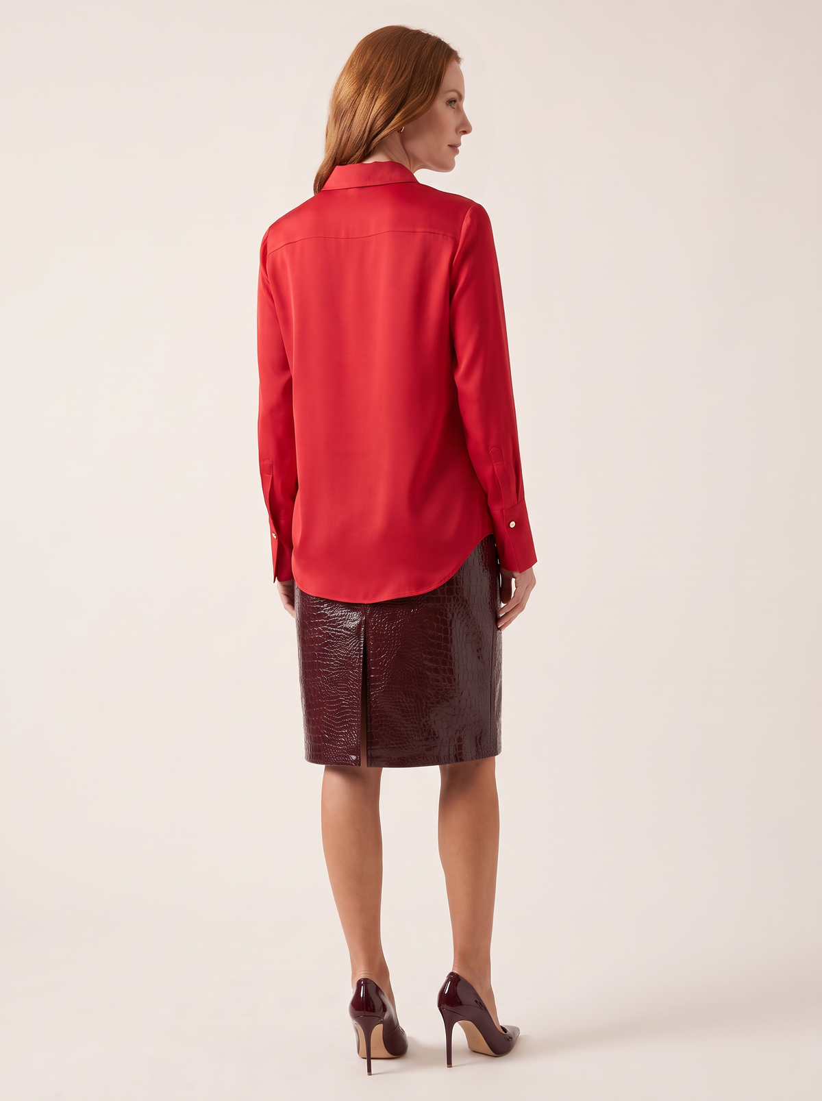 Silk Relaxed Shirt – CHERRY - Full Back Model